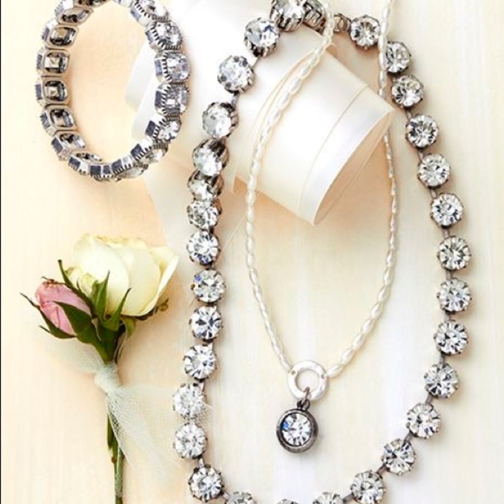 💎💕NWT Jewel Kade Eclipse Necklace💎💕